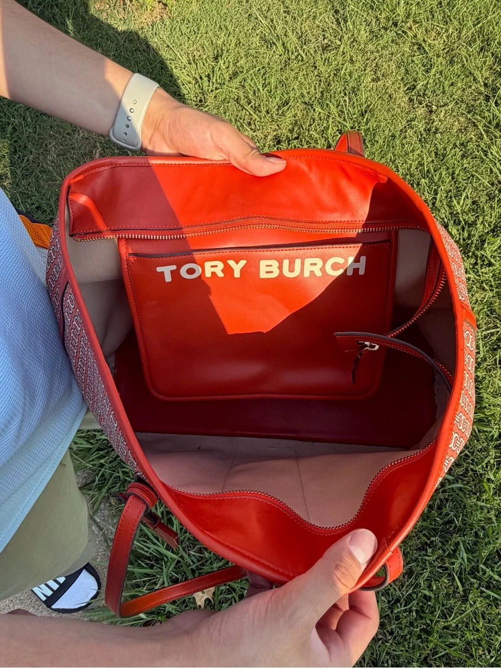 Tory Burch Red/White Gemini Tote Bag - Women Bags